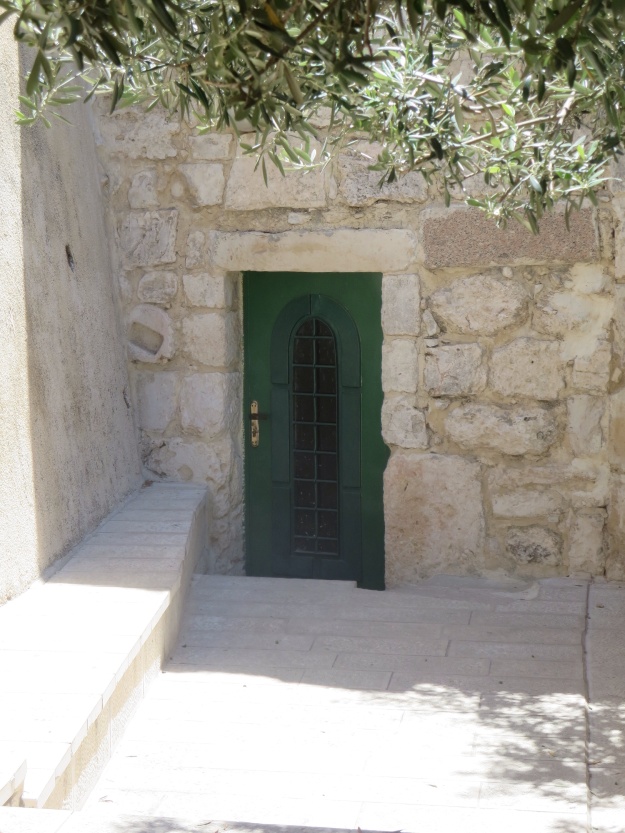 Courtyard to the tomb of Rabia al-Adawiyya (?) near the Chapel of the Ascension on the Mount of Olives